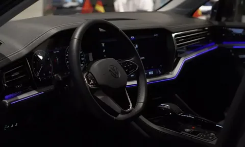 Điểm tin ô tô 27/12: Volkswagen Touareg giảm 330 triệu, Ford ‘bó tay’ trước Toyota - Hyundai