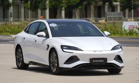 ‘Đế chế tỷ đô’ Tesla sắp bị đối thủ Trung Quốc vượt mặt trong mảng xe điện