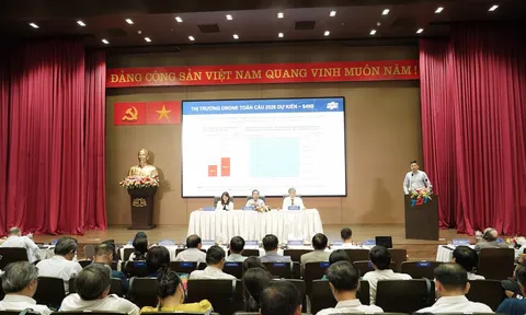 FPT sẵn sàng đồng hành cùng TP.HCM đưa kinh tế tầm thấp cất cánh