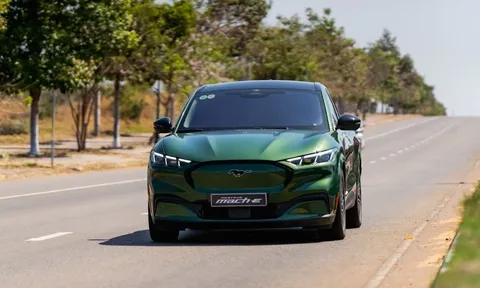 Ford Việt Nam nâng cấp trải nghiệm khách hàng xe điện, đưa Mustang Mach-E đến gần khách hàng Việt