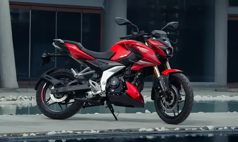 Chính thức ra mắt ‘vua côn tay’ 165cc mới giá 33,6 triệu đồng phân khúc khác Yamaha Exciter và Honda Winner R