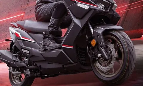 ‘Vua xe ga’ 150cc mới giá 46,4 triệu đồng rẻ hơn Honda Air Blade chính thức ra mắt, có ABS và TCS như SH 160i