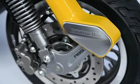 ‘Huyền thoại xe ga’ 150cc mới của Ý chính thức ra mắt giá 66 triệu đồng, khắc chế Honda SH và Air Blade