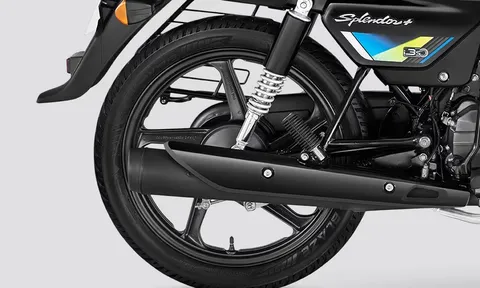 Tin xe hot 8/6: Ra mắt mẫu xe côn tay ‘bình dân’ mới giá rẻ như Honda Wave Alpha, phong cách khác Yamaha Exciter