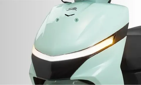 Tin xe hot 4/7: ‘Xe ga quốc dân’ mới giá rẻ như Honda Vision chính thức ra mắt, thiết kế ‘tương lai’ hơn ‘Tiểu SH’
