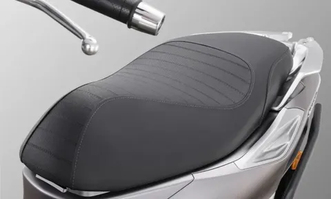 Tin xe hot 6/7: Đối thủ ‘một 9 một 10’ của Honda SH chính thức ra mắt, ‘gây sốt’ với giá ‘mềm’ hơn Air Blade