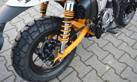 Tin xe hot 7/7: Honda chính thức ra mắt ‘vua côn tay’ 125cc phong cách khác Winner R và Exciter với giá mềm, có cả ABS
