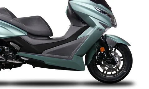 Tin xe trưa 17/7: ‘Vua xe ga’ 250cc mới ra mắt với giá 100 triệu đồng, có phanh ABS 2 kênh như Honda SH