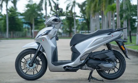 Tin xe hot 21/7: ‘Khắc tinh’ của Honda SH 125i chính thức ra mắt giá 85 triệu đồng, có màn TFT, ABS 2 kênh và TCS