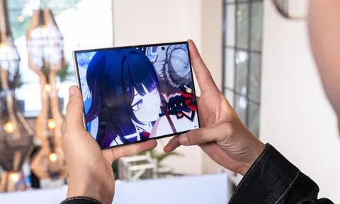Giải mã màn 4:3 trên Galaxy Z Fold 8: Vì sao Samsung phá vỡ công thức 7 đời Fold?