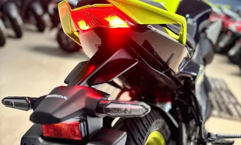 Honda chính thức nhận cọc ‘vua côn tay’ 125cc mới giá 47,6 triệu đồng, thiết kế cá tính hơn Winner R và Yamaha Exciter