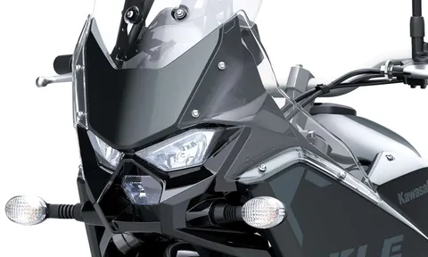 ‘Vua côn tay’ Nhật Bản mới chính thức ra mắt: Khác xa Yamaha Exciter, cao cấp hơn Honda Winner R, giá rẻ so với trang bị