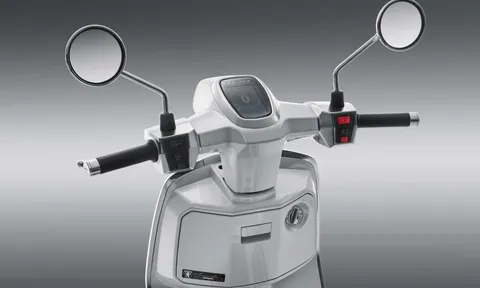 Tin xe hot 9/8: Đối thủ ‘một 9 một 10’ với Honda SH trình làng với thiết kế cực sang, có ABS 2 kênh, giá ‘mềm’