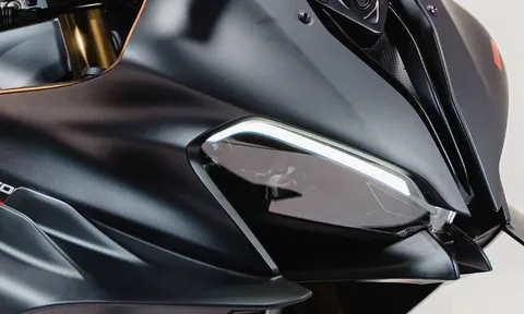 ‘Vua côn tay’ mới chính thức ra mắt: Phong cách khác Yamaha Exciter, phân khối vượt xa Honda Winner R, giá hấp dẫn