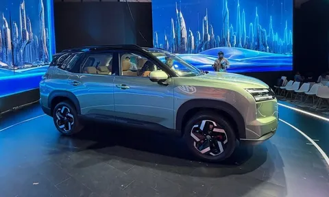 Mẫu SUV 7 chỗ mới chính thức ra mắt với giá 701 triệu đồng: Rộng ngang Toyota Fortuner, trang bị át vía Ford Everest