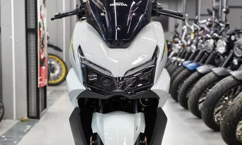 Tin xe trưa 10/9: Honda mở bán ‘vua xe ga’ 150cc mới có ABS 2 kênh và TCS như SH, giá 58 triệu đồng ngang Air Blade