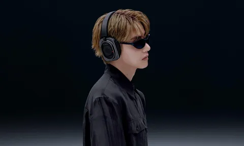 Nothing ra mắt Headphone (1) Pro với Đại sứ Thương hiệu toàn cầu V - thành viên nhóm nhạc BTS