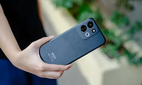 Nên mua Redmi 17 hay Redmi 17 5G sử dụng, giá bao nhiêu?