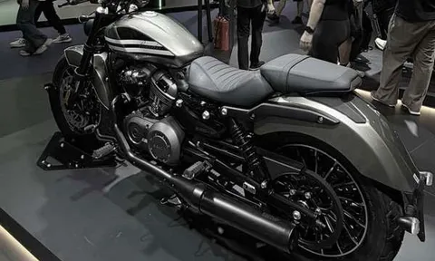 Tin xe 1/10: ‘Vua côn tay’ mới mạnh hơn Yamaha Exciter, trang bị an toàn trên cơ Honda Winner R ra mắt giá 59 triệu đồng