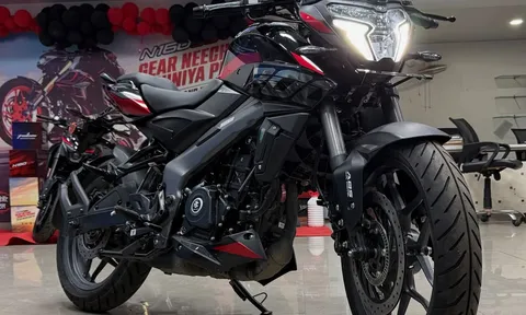 Tin xe trưa 9/10: ‘Vua côn tay’ mới ‘chất’ hơn Honda Winner R và Yamaha Exciter nhận cọc, giá nhỉnh 40 triệu đồng