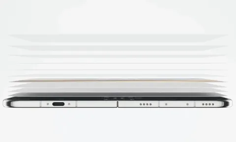 Vượt mặt Galaxy Z Fold 8, màn hình mờ gây tranh cãi của iPhone Duo có thể thay mới