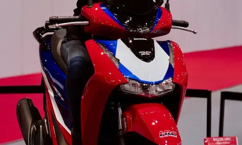 Honda SH phiên bản mới đẹp long lanh đã cập bến đại lý Việt: Có màn hình TFT, ABS 2 kênh và HSTC, giá rẻ