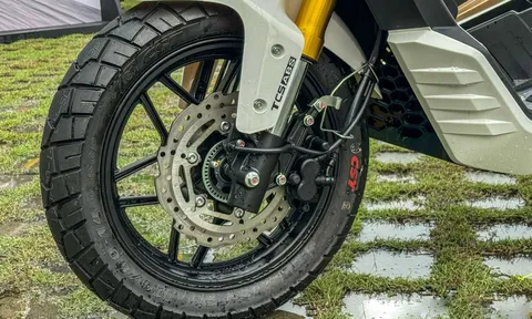 ‘Vua xe ga’ 174cc mới chính thức ra mắt: Có phanh ABS 2 kênh và TCS như Honda SH, giá 56,8 triệu đồng ngang Air Blade