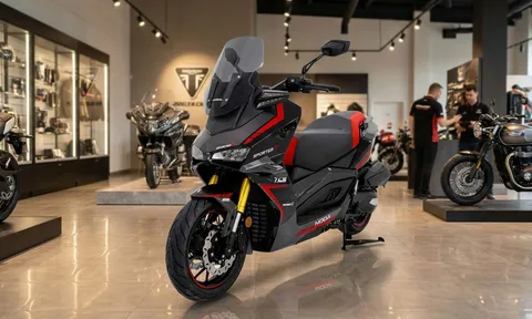 ‘Vua xe ga’ 244cc mới trình làng với giá cực rẻ, sở hữu trang bị xịn sò mà Honda SH cũng chưa từng có