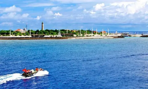 "Trở lại Trường Sa": Khi biển khơi hoà nhịp trái tim Người