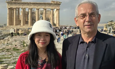 Tản bước cùng lịch sử Athens