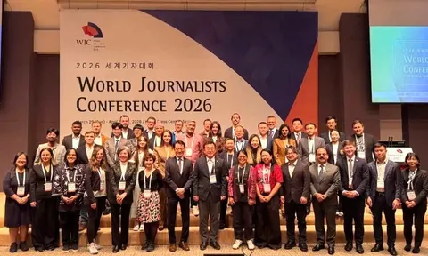 Sứ mệnh người gác cổng sự thật giữa kỷ nguyên biến động và làn sóng trí tuệ nhân tạo