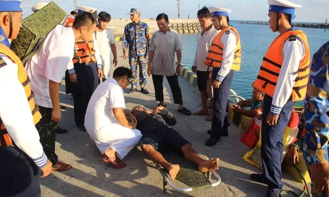 Ngư dân Quảng Ngãi được bệnh xá đảo Song Tử Tây, Đặc khu Trường Sa cấp cứu kịp thời
