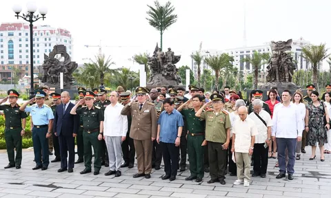 Tưởng niệm các chuyên gia quân sự Cuba hy sinh trong cuộc kháng chiến của nhân dân Việt Nam