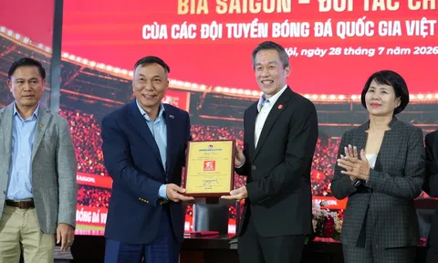 SABECO và VFF gia hạn hợp tác chiến lược, tiếp sức cho bóng đá Việt Nam giai đoạn 2026 - 2029