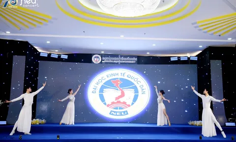 NEU Concert 2026 chính thức khởi động: Khi giai điệu tuổi trẻ ngân vang cùng dấu ấn thời gian
