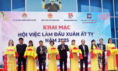 Quảng Ngãi: Ngày hội việc làm đầu Xuân Ất Tỵ 2025