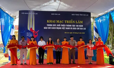 Gia Lai: Khai mạc triển lãm ảnh nhân  kỷ niệm 100 năm Báo chí Cách mạng Việt Nam