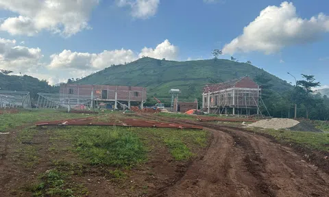 Gia Lai : Dừng thi công nhà rông 9,4 tỉ đồng ai chịu trách nhiệm ?