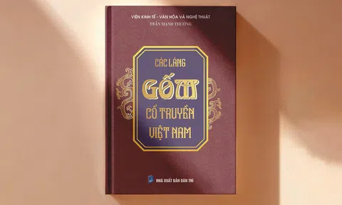 Nhà báo Trần Mạnh Thường ra mắt cuốn sách "Các làng gốm cổ truyền Việt Nam"