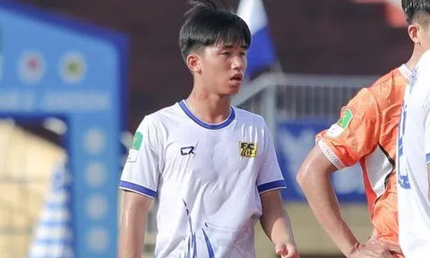 U19 Việt Nam triệu tập bổ sung cầu thủ người Thái