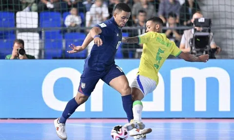 Đội thắng 9-1 Thái Lan ngược dòng vào chung kết futsal World Cup