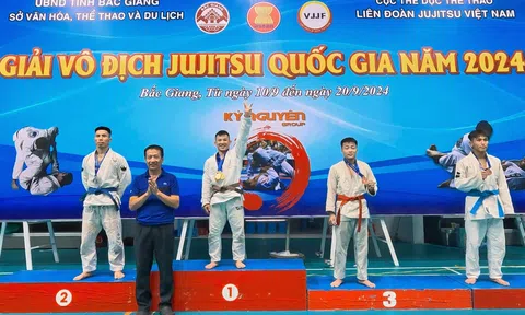 Đào Hồng Sơn đánh bại Phạm Văn Nam ở giải vô địch Jiu-jitsu Quốc gia 2024