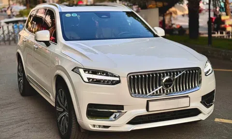 Ngỡ ngàng giá bán của Volvo XC90 2023 ‘siêu lướt’ sau 1 năm lăn bánh