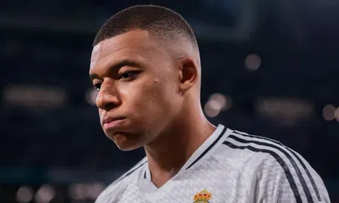 Mbappe khiến Real Madrid lo lắng tột độ