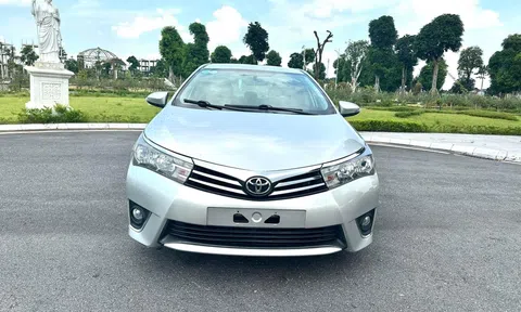 Toyota Corolla Altis 2016 rao bán chỉ ngang Kia Morning sau 8 năm lăn bánh