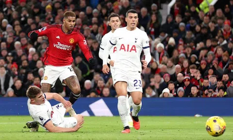 Alan Shearer nói thắng kết quả trận MU vs Tottenham