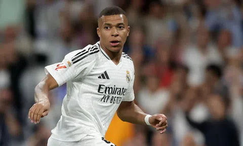 Real ra lệnh 'cấm' Mbappe tham dự trận derby Madrid