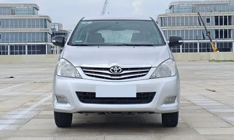 Sử dụng gần 2 thập kỷ, Toyota Innova 2008 được rao bán với giá ngỡ ngàng