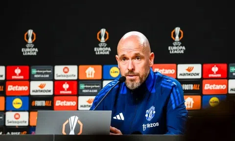 Ten Hag nói về tương lai với thái độ khác