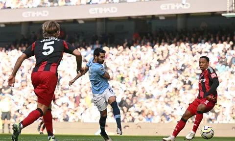 Trực tiếp Man City 0-0 Fulham: Tấn công áp đảo